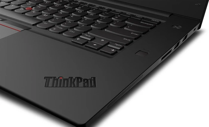 Lenovo ThinkPad P1, Core i7-8850H, 16GB RAM, 1TB SSD, Quadro P2000, DE