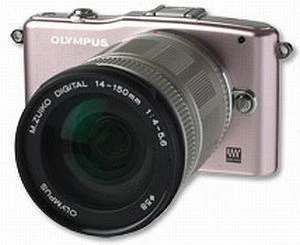 Olympus PEN E-PM1 rosa mit Objektiv M.Zuiko digital ED 14-150mm 4.0-5.6