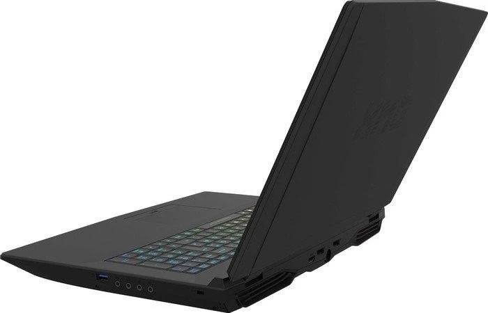 Schenker XMG U706-6uh, Core i7-6700, 16GB RAM, 250GB SSD, GeForce GTX 980M, DE