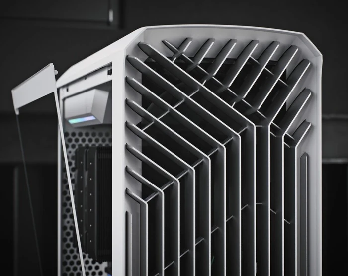 Fractal Design Torrent Compact Black RGB TG Light Tint, Glasfenster
