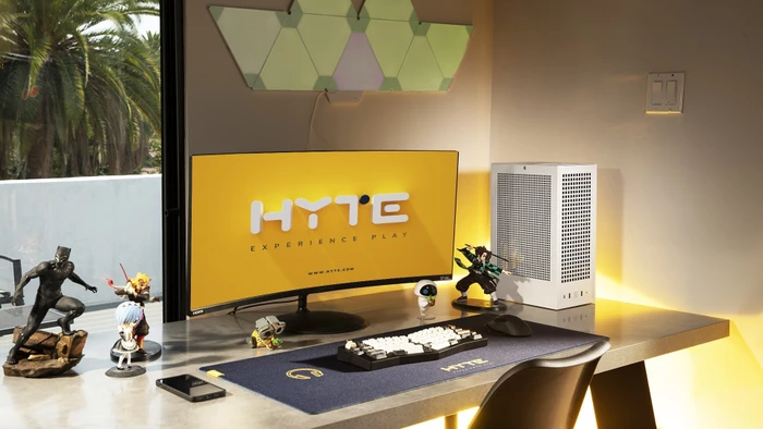 Hyte Revolt 3, schwarz, Mini-ITX