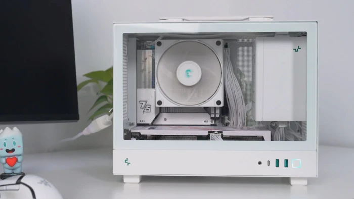 DeepCool CH160, weiß, Glasfenster, Mini-ITX