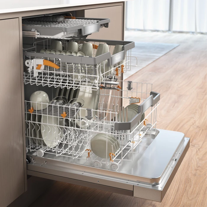 Miele G 7233 SCi E CleanSteel edelstahl