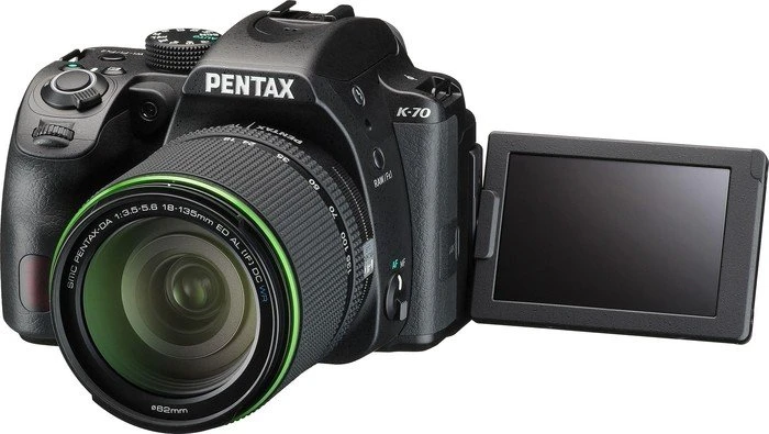 Pentax K-70 schwarz mit Objektiv smc DA 18-135mm 3.5-5.6 ED AL IF DC WR