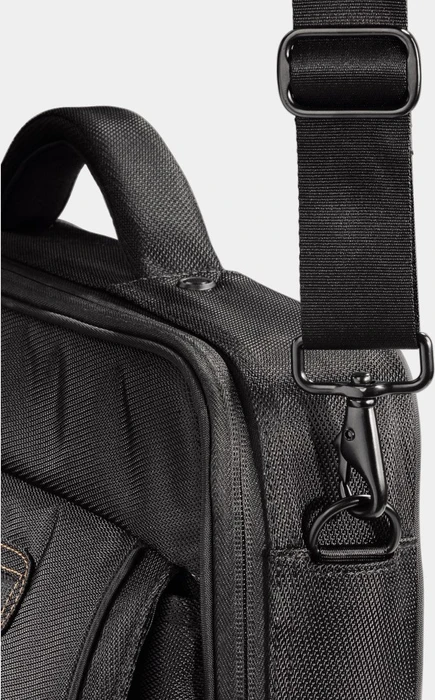 Hama Belfast 15.4" Tragetasche schwarz