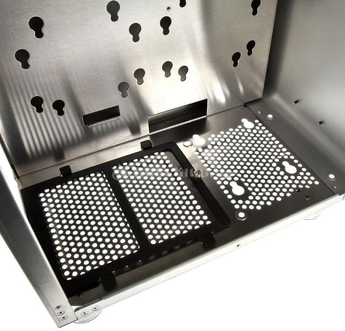 Cubitek Mini Cube silber, Mini-ITX