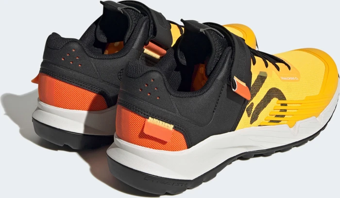 Five Ten Trailcross Clip In solar gold/core black/impact orange (Herren)