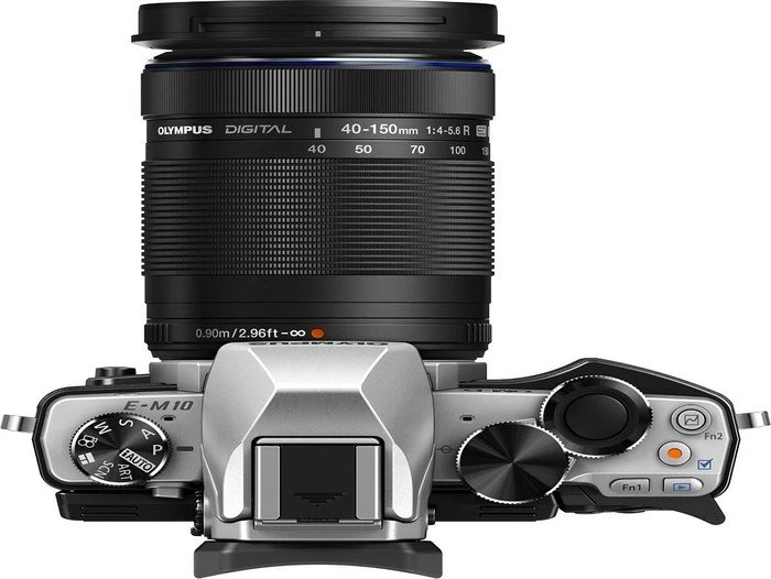 Olympus OM-D E-M10 silber mit Objektiv M.Zuiko digital ED 14-150mm 4.0-5.6 II