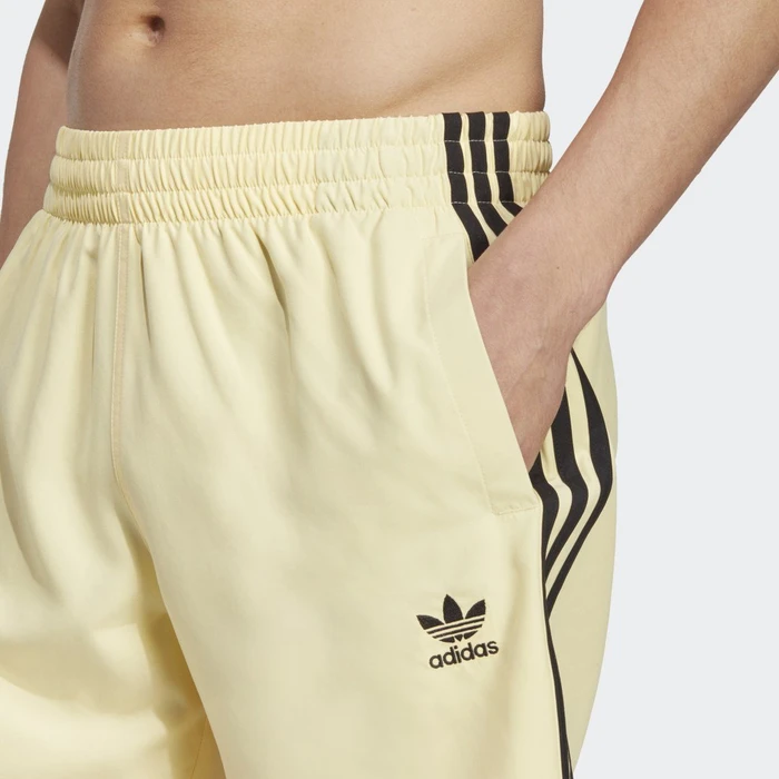 adidas Originals Adicolor 3-Streifen Badeshorts almost yellow/black (Herren)