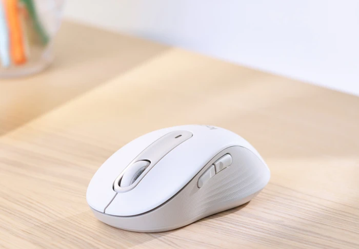 Logitech Signature M650 Medium, Off-White, Logi Bolt, USB/Bluetooth