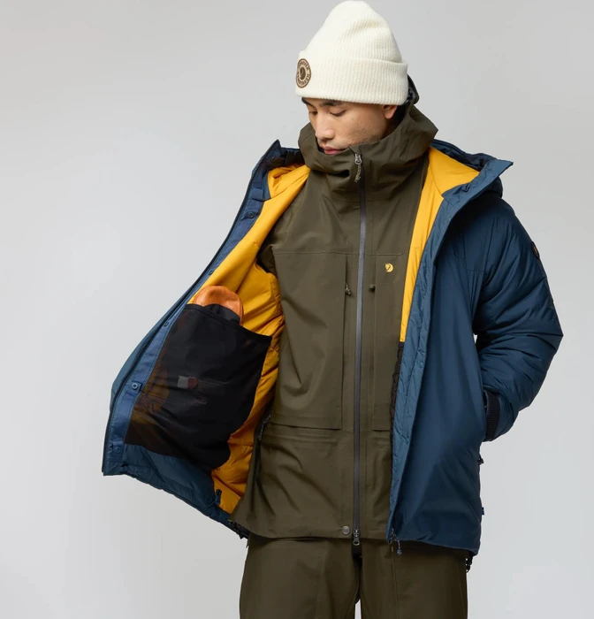 Fjällräven Bergtagen 130 Insulation Funktionsjacke mountain blue/mustard yellow (Herren)