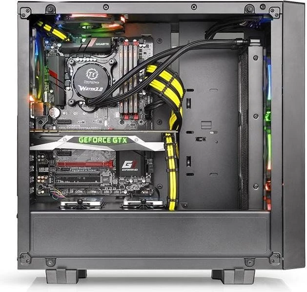 Thermaltake Core G21, schwarz, Glasfenster