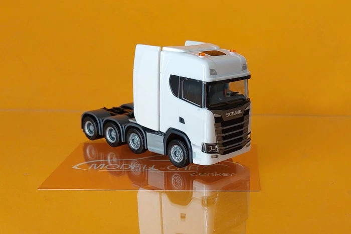 Herpa Scania CS20 Hochdach Schwerlastzugmaschine 4achs 8x4 weiß