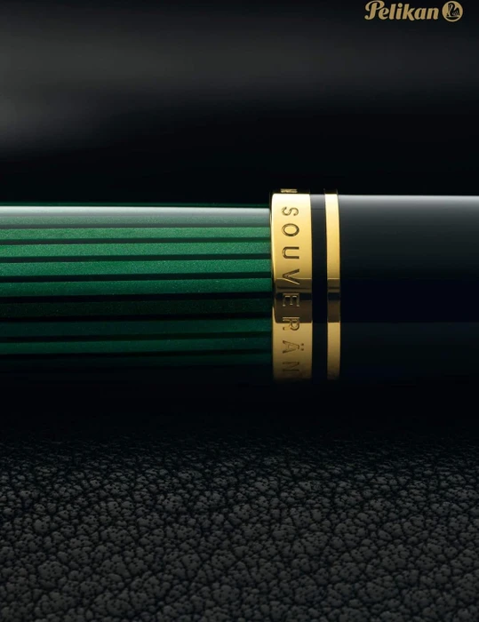Pelikan Souverän M600 schwarz/grün, rechte Hand, mittel, Geschenkbox