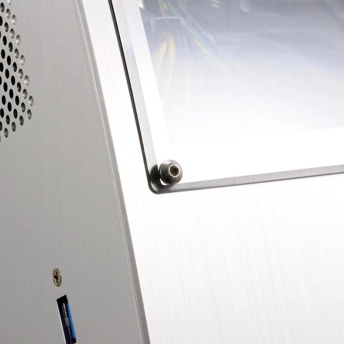 Lian Li PC-Q30A silber, Acrylfenster, Mini-ITX