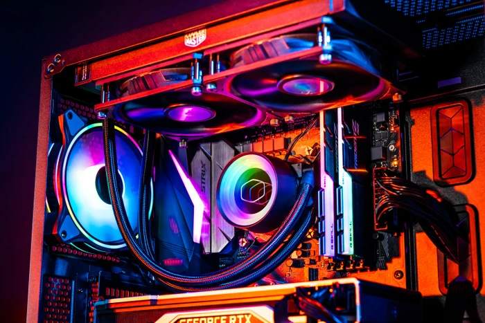 Cooler Master MasterLiquid ML240 Mirror