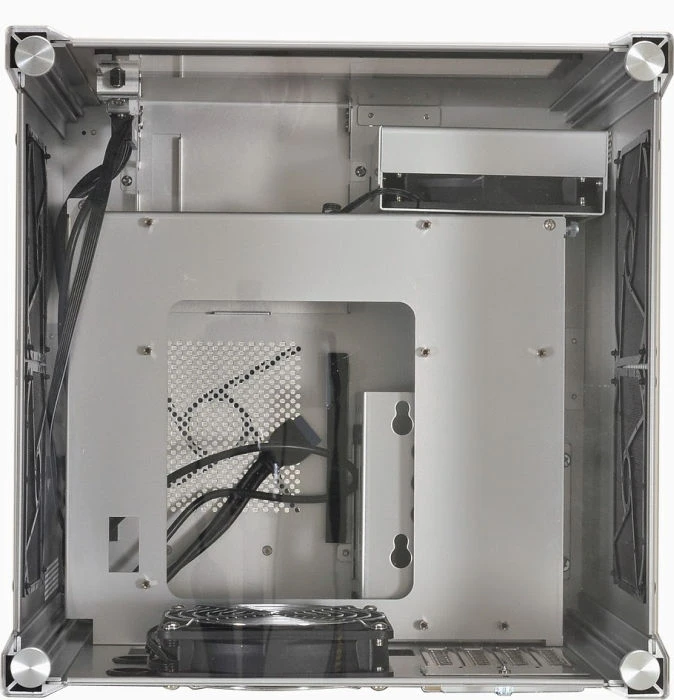 Lian Li PC-V359WA silber, Acrylfenster