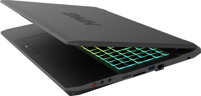 Schenker XMG P507-cjq, Core i7-7700HQ, 16GB RAM, 250GB SSD, 1TB HDD, GeForce GTX 1070, DE