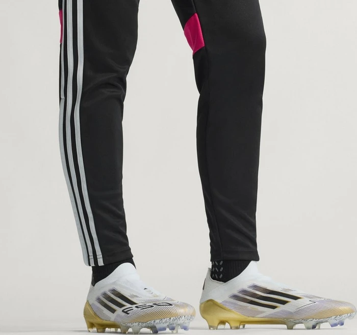 adidas F50 Elite Laceless FG cloud white/core black/gold metallic