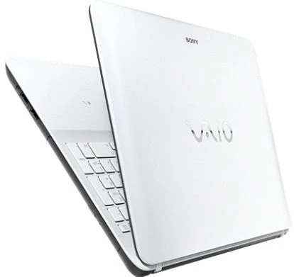 Sony Vaio Fit 15E, weiß, Pentium 987, 4GB RAM, 500GB HDD, GeForce GT 740M, DE