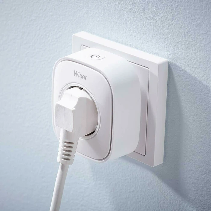 Eberle Wiser Smart Plug, Smart-Steckdose und Wiser-Reichweitenverstärker