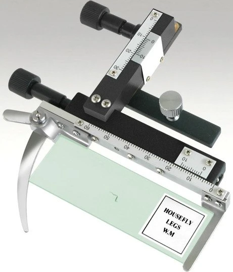Bresser LCD-Mikroskop 8.9cm (3.5")