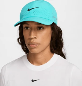 Nike Dri-FIT ADV Club unstrukturierte Tennis Kappe dusty cactus/black