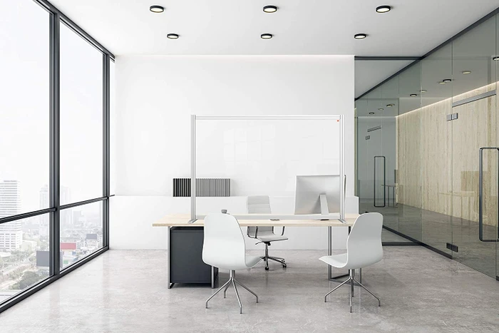 Nobo Premium Plus Schreibtisch-Trennwand aus Acryl, transparent/silber, 140x100cm