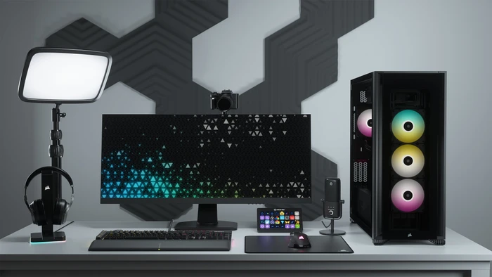 Corsair iCue 7000X RGB, schwarz, Glasfenster