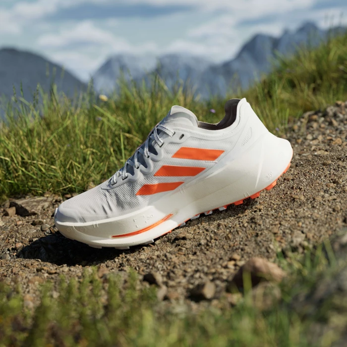 adidas Terrex Agravic Speed cloud white/impact orange/dash grey (Damen)
