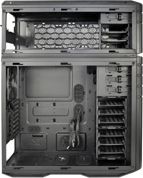 Cooler Master HAF935 schwarz, Acrylfenster