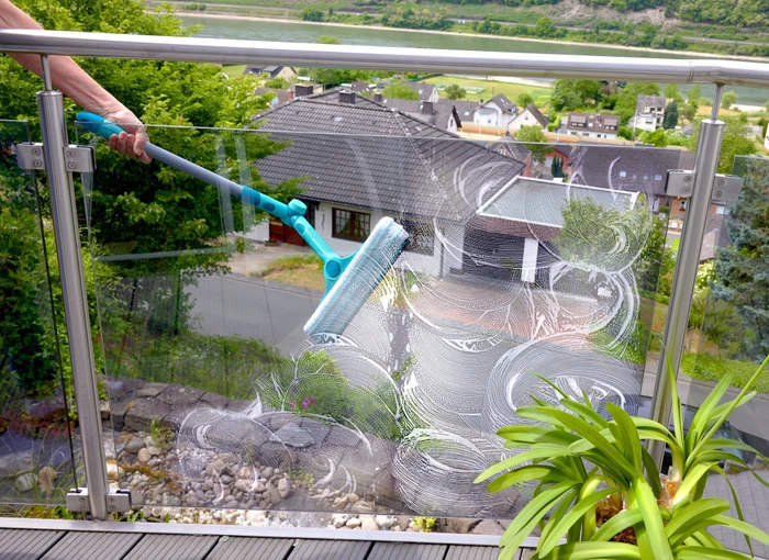 Leifheit 4in1 FlexReach Complete Fensterwischer-Set