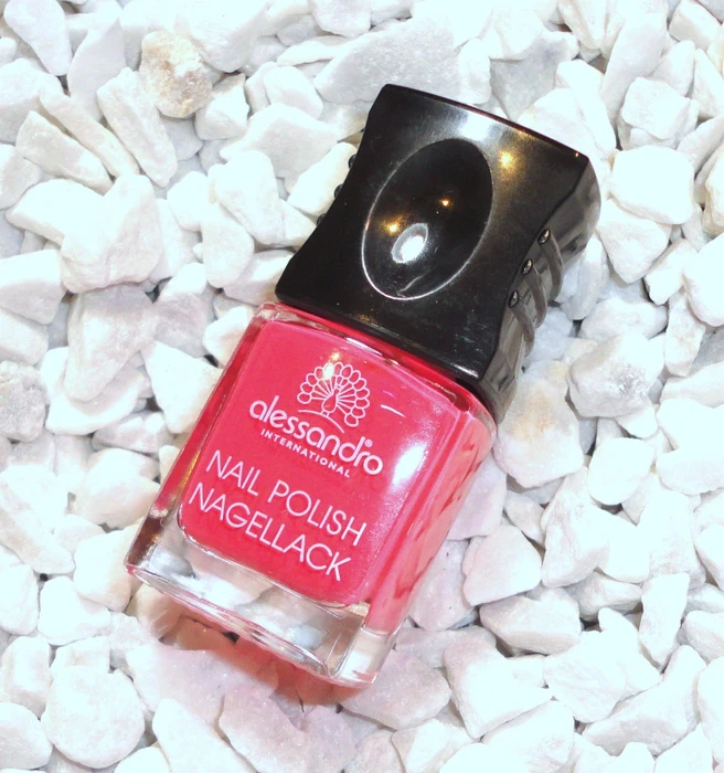 Alessandro Nail Polish Nagellack 33 Hurly Burly, 10ml