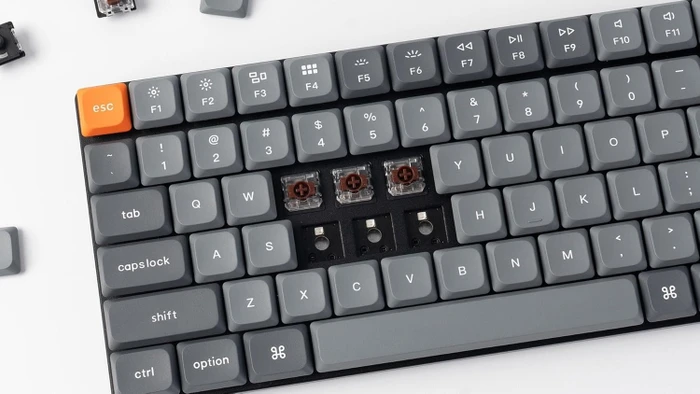 Keychron K17 Max, grau, LEDs RGB, Gateron LOW PROFILE 2.0 RED, USB/Bluetooth, US
