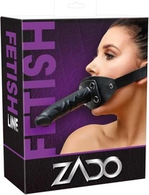 Zado Knebel mit Dildo