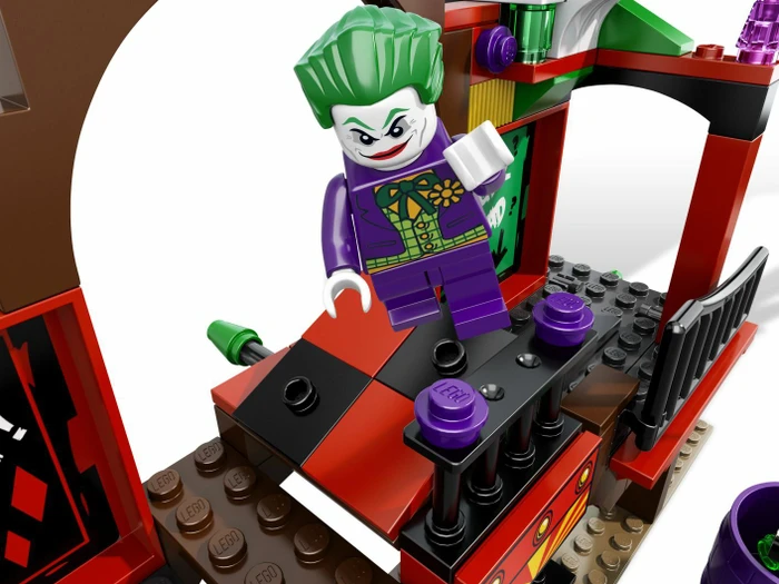 LEGO DC Universe Super Heroes - Die Dynamische Duo Funhouse Flucht