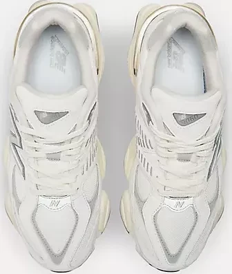 New Balance 9060 sea salt/concrete/silver metallic