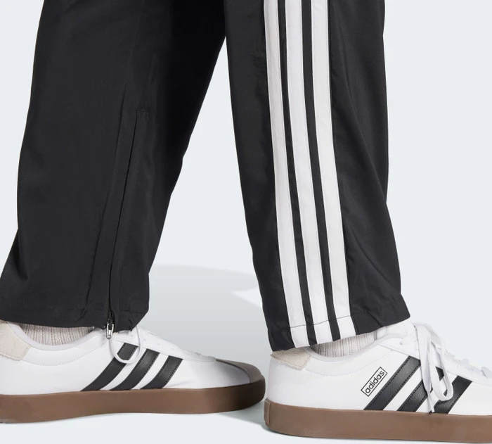 adidas Essentials 3-Streifen Stanford Trainingshose lang schwarz/weiß (Herren)