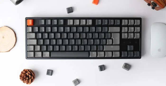 Keychron K8, 80% TKL, LEDs weiß, schwarz, Gateron RED, USB/Bluetooth, DE