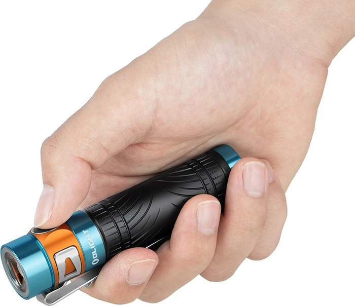 OLight Baton 3 Pro Taschenlampe roadster