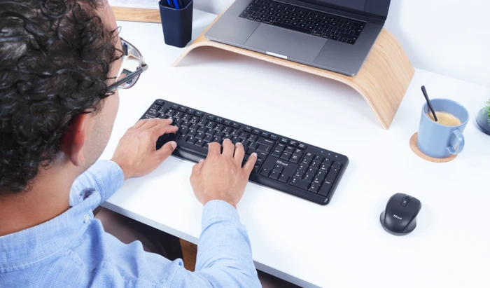 Trust Ody Wireless Silent Keyboard and Mouse Set, USB, DE