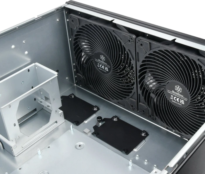 SilverStone RM51, schwarz, 5HE, ATX