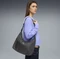 Puma Pop Sloughy Hobo Schultertasche puma black/puma script aop Vorschaubild
