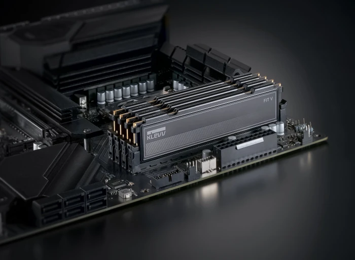 Klevv Fit V Jet Black UDIMM 32GB Kit, DDR5-5600, CL30-36-36-88