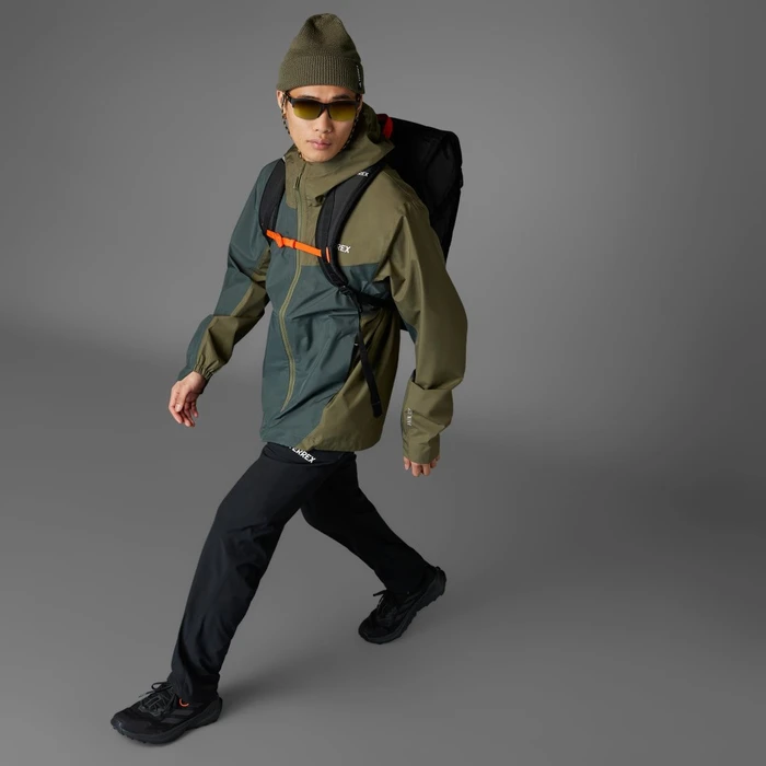adidas Terrex Multi 2.5L Rain.RDY Funktionsjacke legend ivy/olive strata (Herren)