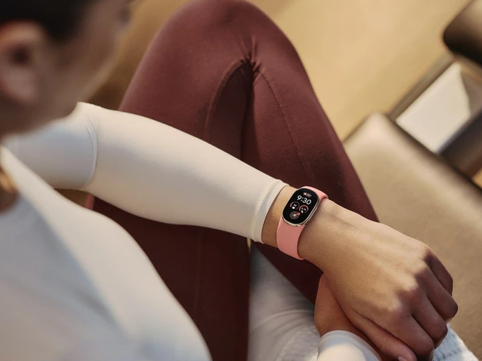 Google Fitbit Edge Aktivitäts-Tracker canyon