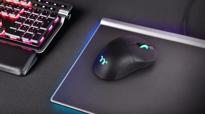 Thermaltake Damysus Wireless RGB Ergonomic Gaming Mouse, schwarz, USB/Bluetooth