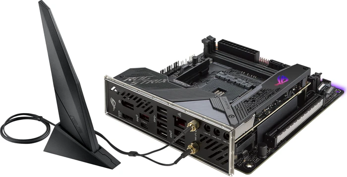 ASUS ROG Strix X570-I Gaming (AMD AM4)