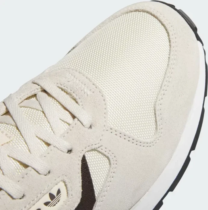 adidas Treziod 2 wonder white/dark brown/aluminium