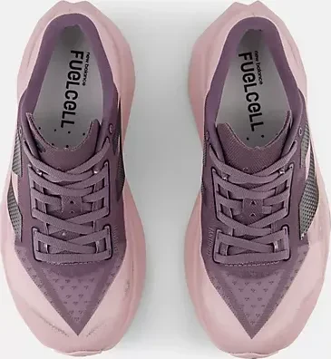 New Balance FuelCell Rebel v4 twilight haze/dark ice wine/black (Damen)